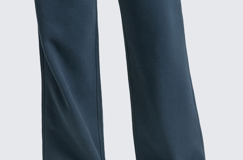 CRZ YOGA Women's Cotton Fleece Lined Sweatpants 30" Milky White