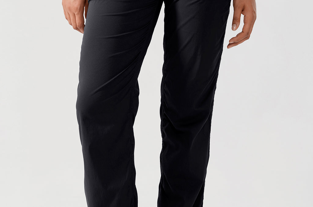 CRZ YOGA Women's Lightweight Straight Leg Pants 30" Black