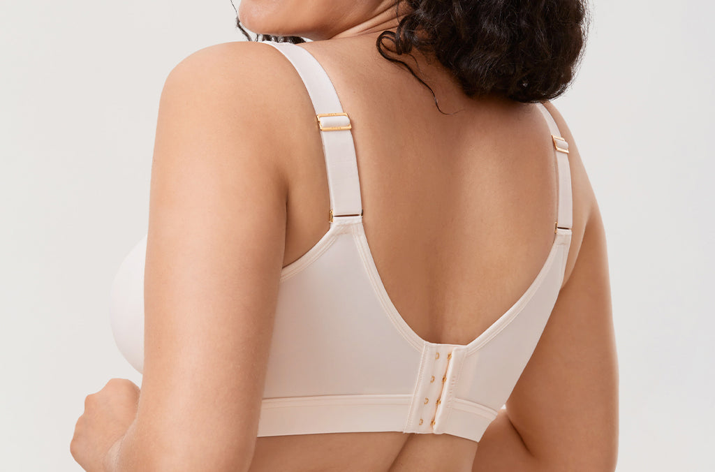 Women's Full Coverage Wireless Unlined Bra White