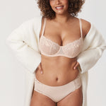 Women's Vintage Lace Balconette Bra Black